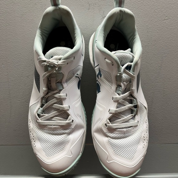 Diadora Women's White and Green Athletic Shoes - Picture 5 of 11